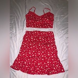 Two peice set red flowery crop top with skirt